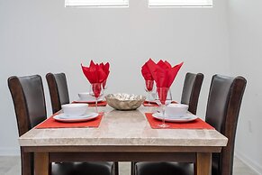 Gorgeous 3Bd 8 Guests Storey Lake Resort Close to Disney 101 3191