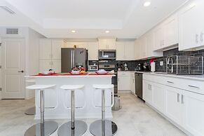 Gorgeous 3Bd 8 Guests Storey Lake Resort Close to Disney 101 3191