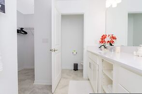 Gorgeous 3Bd 8 Guests Storey Lake Resort Close to Disney 101 3191