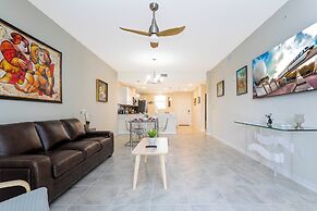 Stunning 2Bd Apto Close to Disney Storey Lake 105 3171