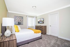 Stunning 5 Bd w Pool Close to Disney Champions Gate 1012