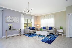Stunning 5 Bd w Pool Close to Disney Champions Gate 1012