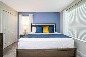 Stunning 5 Bd w Pool Close to Disney Champions Gate 1012