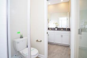 Stunning 5 Bd w Pool Close to Disney Champions Gate 1012