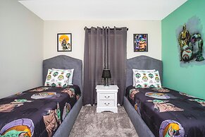 Stunning 5 Bd w Pool Close to Disney Champions Gate 1012