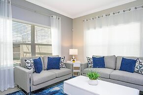 Stunning 5 Bd w Pool Close to Disney Champions Gate 1012