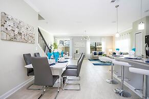 Stunning 5 Bd w Pool Close to Disney Champions Gate 1012