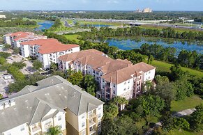 Magnificent 2 Bedroom Apartment Vista Cay Resort 107