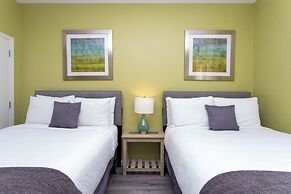 Magnificent 2 Bedroom Apartment Vista Cay Resort 107