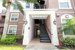 Magnificent 2 Bedroom Apartment Vista Cay Resort 107