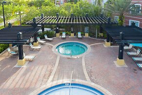 Magnificent 2 Bedroom Apartment Vista Cay Resort 107