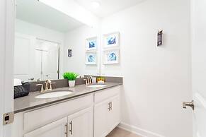 Stunning 4 Bd w Pool Close to Disney at Champions Gate 1158