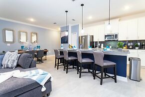 Stunning 4 Bd w Pool Close to Disney at Champions Gate 1158