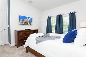 Stunning 4 Bd w Pool Close to Disney at Champions Gate 1158