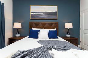 Stunning 4 Bd w Pool Close to Disney at Champions Gate 1158