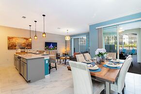 Splendid 4 Bd w Pool Close to Disney Champions Gate 1006