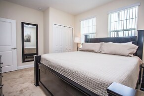 Fabulous Vacation Home w Screened Pool Close To Disney 146