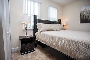 Fabulous Vacation Home w Screened Pool Close To Disney 146