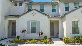 Fabulous Vacation Home w Screened Pool Close To Disney 146