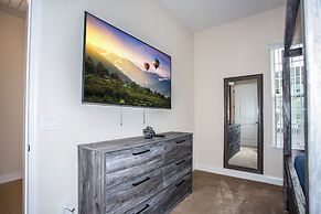 Fabulous Vacation Home w Screened Pool Close To Disney 146