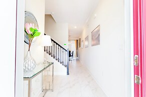 Gorgeous 4Bd w Pool Champions Gate 1196