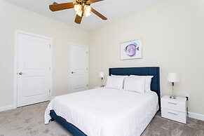 Gorgeous 4Bd w Pool Champions Gate 1196