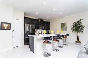 Gorgeous 4Bd w Pool Champions Gate 1196