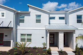 Gorgeous 4Bd w Pool Champions Gate 1196