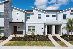 Gorgeous 4Bd w Pool Champions Gate 1196