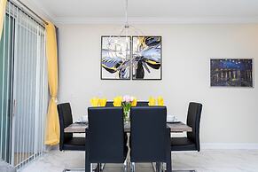 Gorgeous 4Bd w Pool Champions Gate 1196