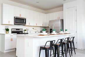 Gorgeous 3Bd Close to Disney Enclaves at Festival 1613