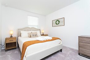 Gorgeous 3Bd Close to Disney Enclaves at Festival 1613