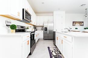 Gorgeous 3Bd Close to Disney Enclaves at Festival 1613