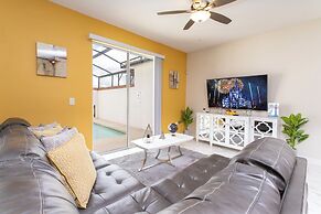 Stunning Four Bedroom w Screened Pool Close to Disney 1559