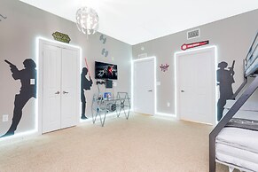 Gorgeous 3Bd Close to Disney Reunion Resort 1596