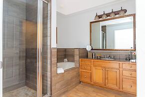 Gorgeous 3Bd Close to Disney Reunion Resort 1596