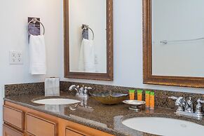 Gorgeous 3Bd Close to Disney Reunion Resort 1596