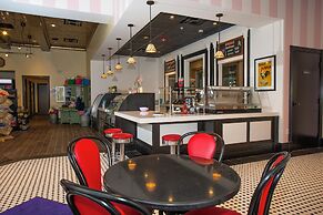 Marvelous 4 Bedroom w Pool Festival Resort 197