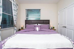 Luxurious 3Bd 8 Guests Storey Lake Resort Close to Disney 201 3131