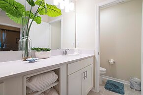Luxurious 3Bd 8 Guests Storey Lake Resort Close to Disney 201 3131