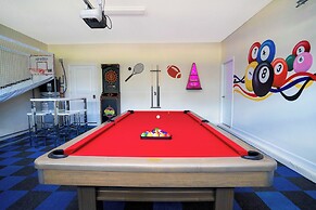 Stunning 9 Bd Single Family w Pool Champions Gate 1508