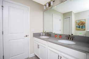 Stunning 9 Bd Single Family w Pool Champions Gate 1508