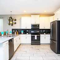 Stunning 9 Bd Single Family w Pool Champions Gate 1508