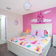 Stunning 9 Bd Single Family w Pool Champions Gate 1508