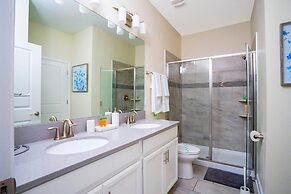 Stunning 9 Bd Single Family w Pool Champions Gate 1508