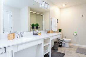 Accessible 3Bd Condo Close to Disney Storey Lake Orlando 208 3180