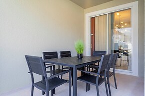 Gorgeous 4 Bd w Pool Close to Disney Storey Lake 2963