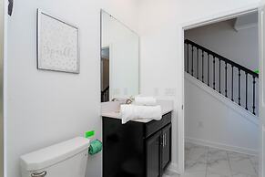 Gorgeous 4 Bd w Pool Close to Disney Storey Lake 2963