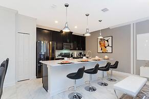 Gorgeous 4 Bd w Pool Close to Disney Storey Lake 2963