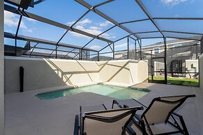 Gorgeous 4 Bd w Pool Close to Disney Storey Lake 2963